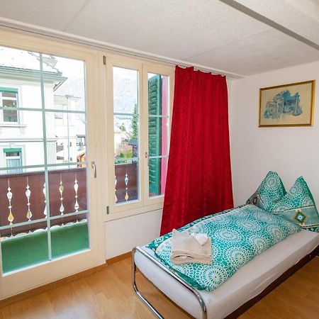 Waldeg 4 Historic House - Holiday Apartment Интерлакен Екстериор снимка