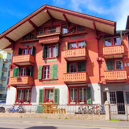 Waldeg 4 Historic House - Holiday Apartment Интерлакен Екстериор снимка