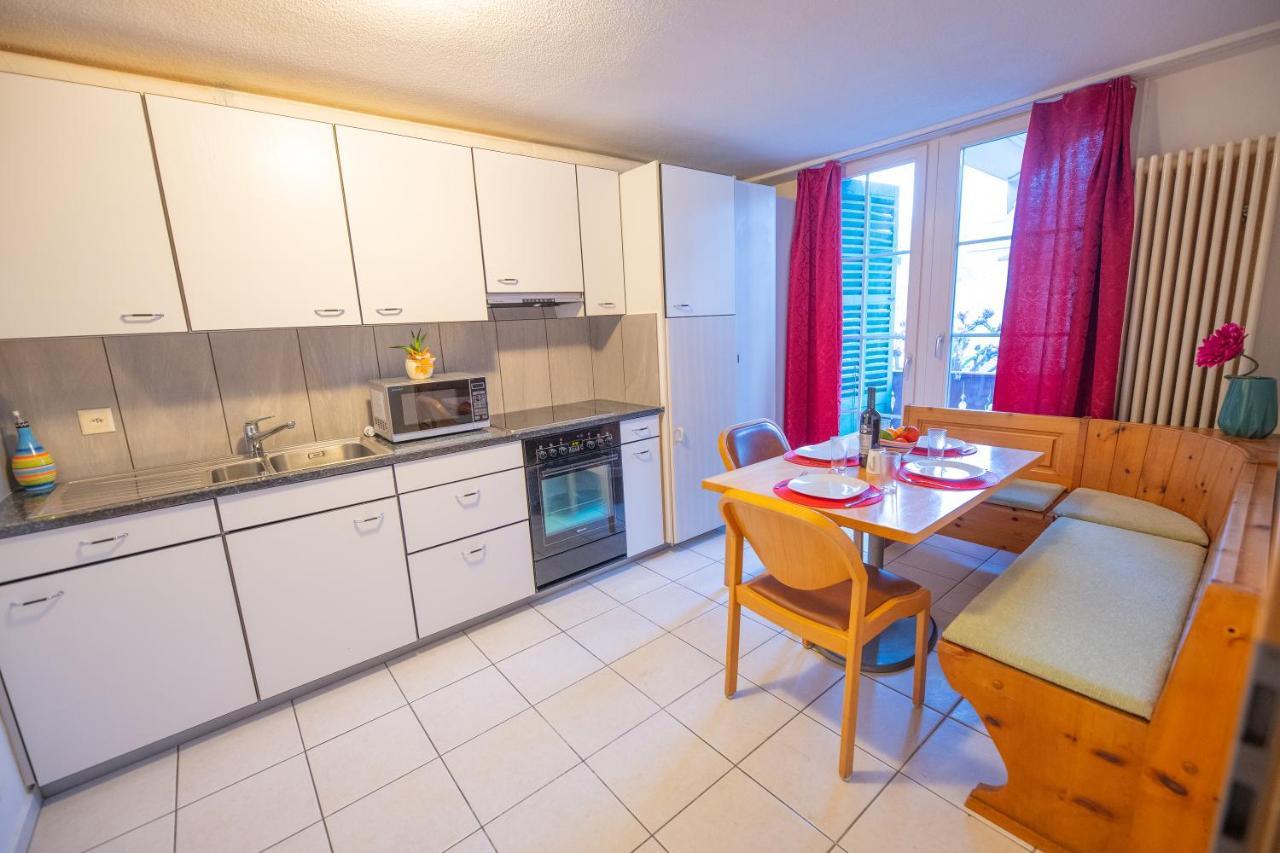 Waldeg 4 Historic House - Holiday Apartment Интерлакен Екстериор снимка