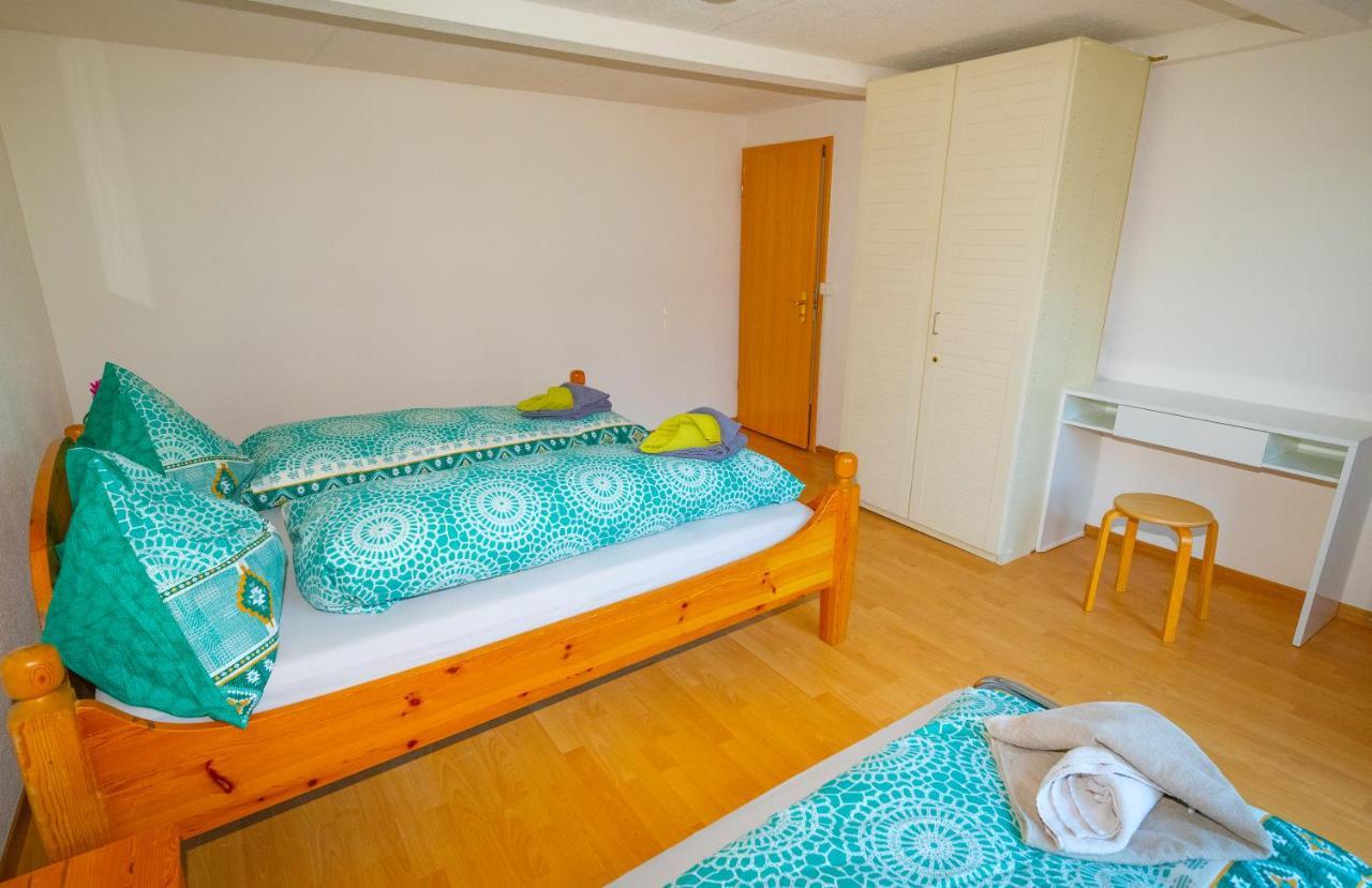 Waldeg 4 Historic House - Holiday Apartment Интерлакен Екстериор снимка
